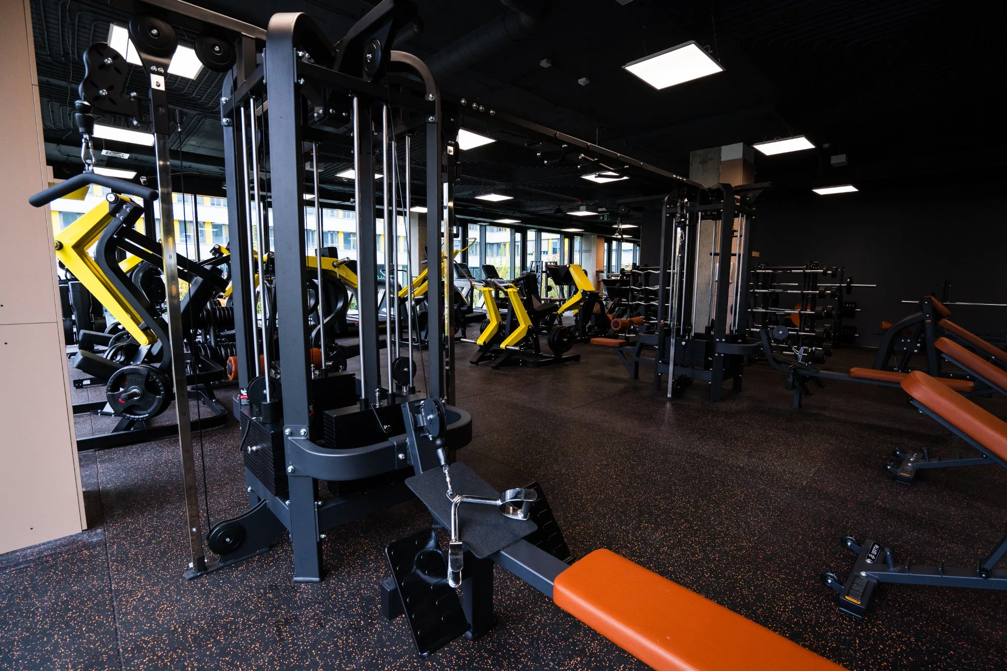 Silový tréning v SkillFit Westend Patrónka – moderné fitness centrum